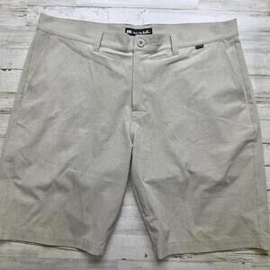 Travis Mathew Beck Golf Chino Shorts Mens 40 Khaki Stretch Wrinkle Resistant